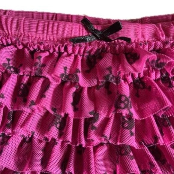 SUPER RARE hot pink skull bloomers - Picture 3 of 4